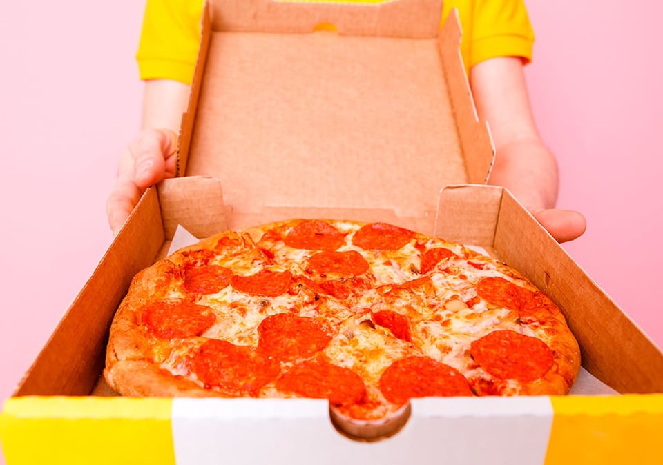 Caja-pizza-food-delivery-empaque-caja-car_p
